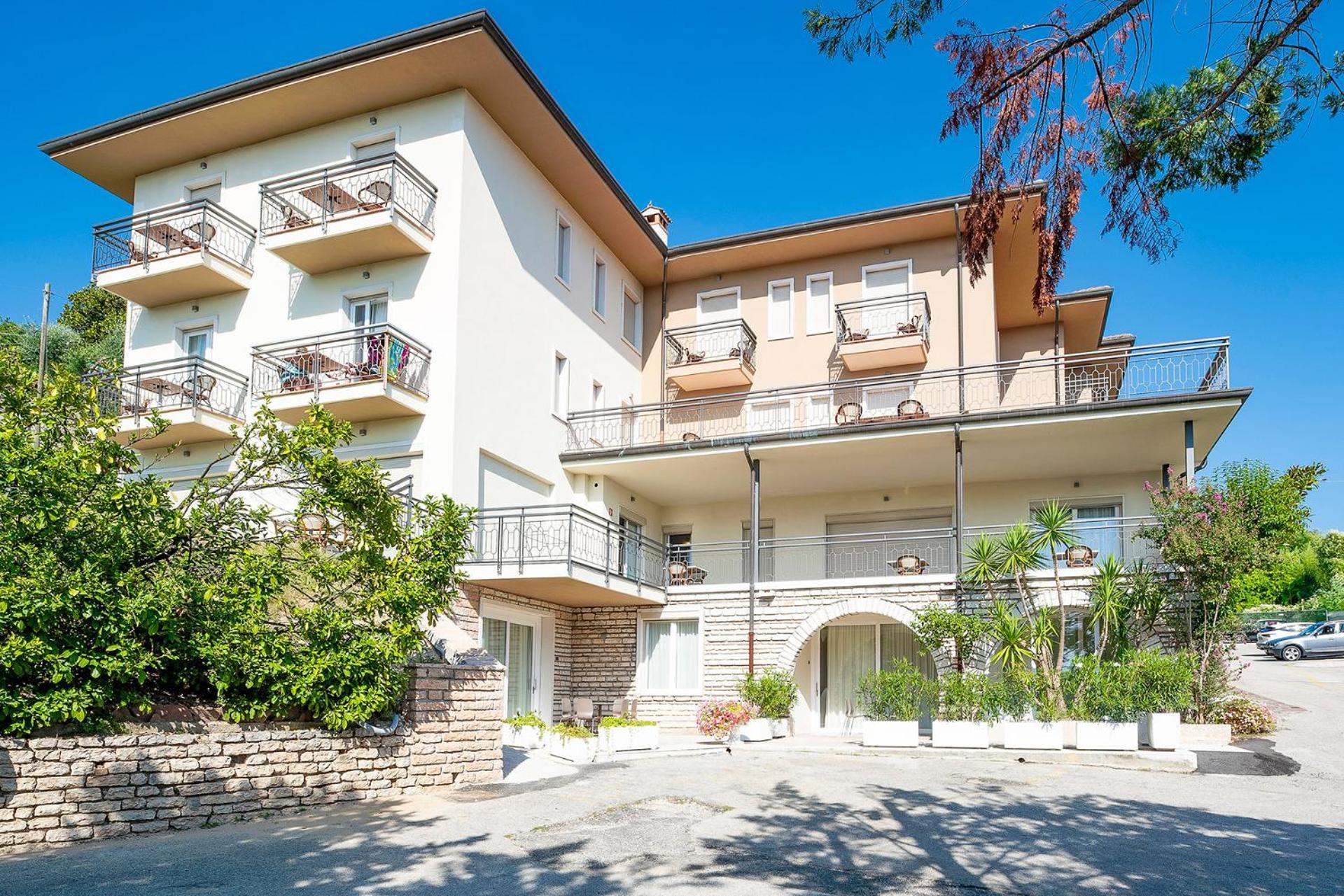 Aparthotel Residenza Panorama à Costermano Extérieur photo
