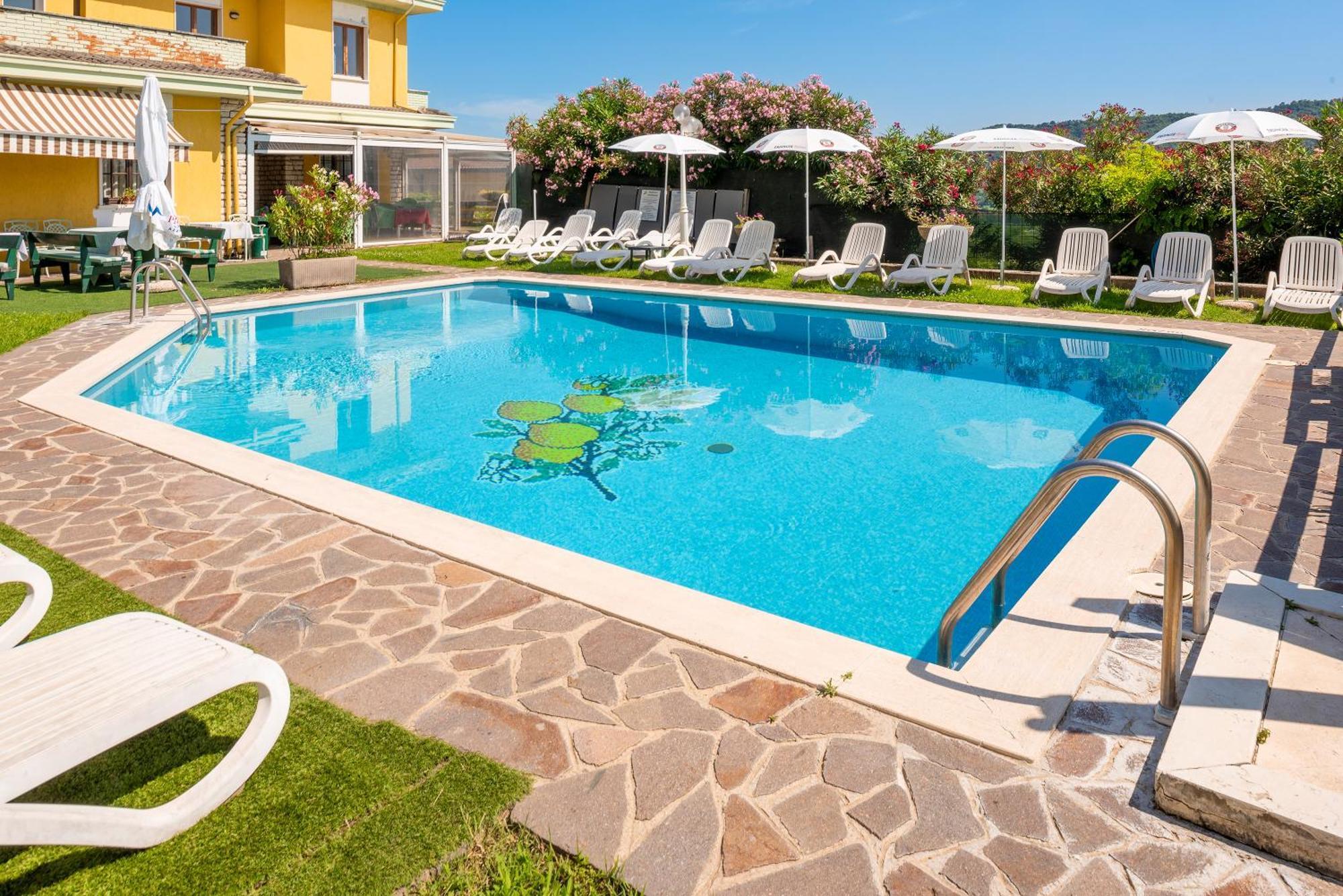 Aparthotel Residenza Panorama à Costermano Extérieur photo